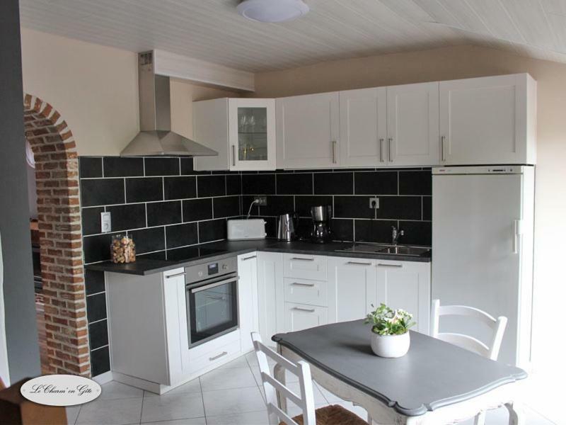 Villa Le Charm'En Gite Tournai Exterior foto