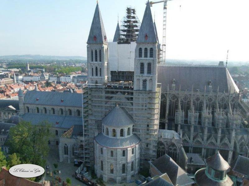 Villa Le Charm'En Gite Tournai Exterior foto
